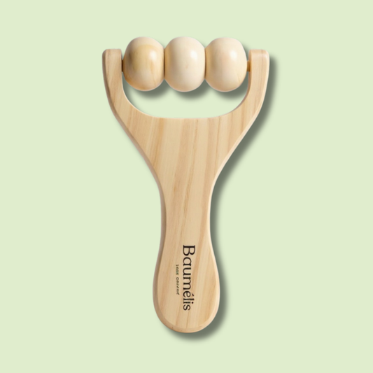 rouleau circulatoire baumélis auto-massage jambes lourdes jambes légères microcirculation drainage réduction gonflements routine quotidienne bien-être circulatoire complément Baume Miracle bois naturel